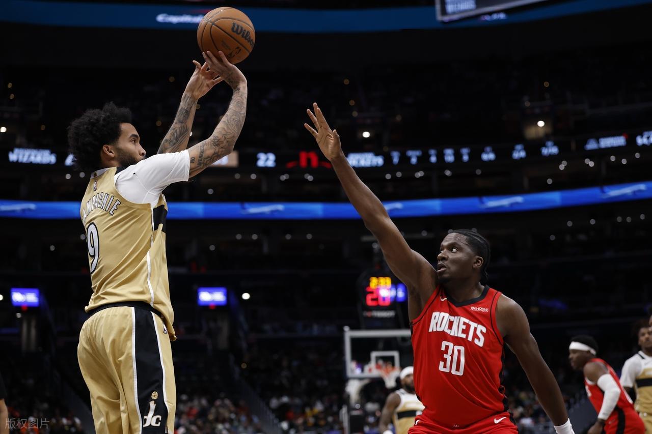 开云体育app-太强了!火箭探花19+7+10+6+2创纪录!申京打爆奇才!杜兰特无解